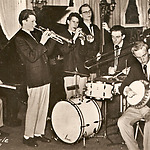The wooltown Jazz society in Café "Tracadero"