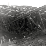 De vier op 12 oktober 1944 door de Duitse bezetter vernielde spoorbruggen. 