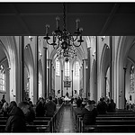Druk bezochte nieuwjaarsmis in de Mariakerk, De Schans, Tilburg-Noord