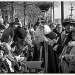 Er was weer een intocht van Sinterklaas in 2021 - Grote menigte van ouders en kinderen in de Piushavan